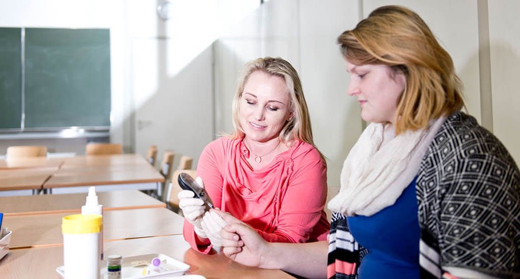 1-jährige Berufsfachschule für Altenpflegehilfe